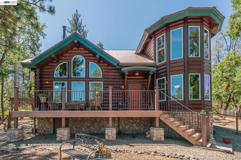 Unit for sale at 600 Top of The Grade, Douglas City, CA 96024-0000