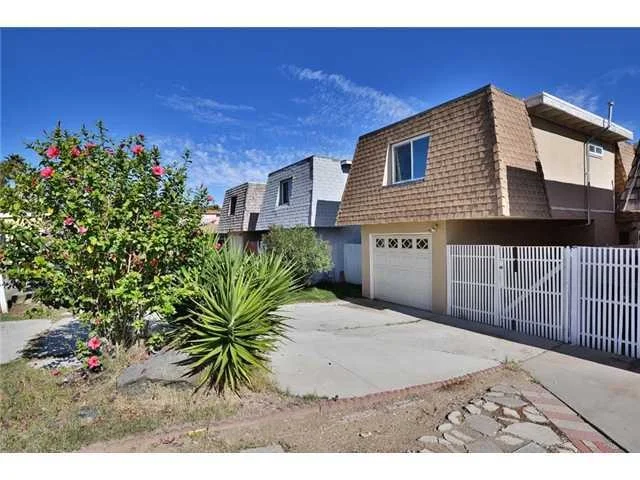 Unit for sale at 407 Paraiso Avenue, Spring Valley, CA 91977