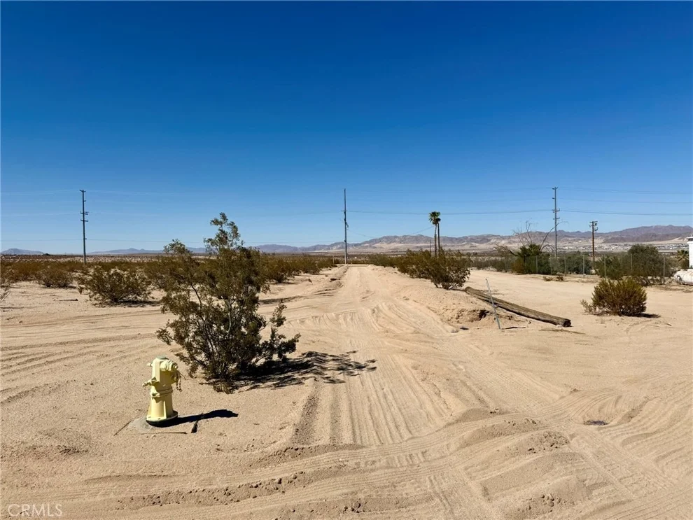 Unit for sale at 1234 Indian Trl, 29 Palms, CA 92277