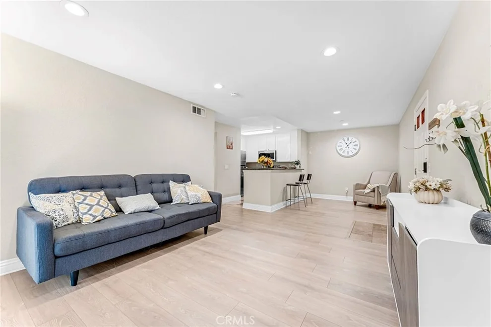 Unit for sale at 2550 San Gabriel, Corona, CA 92882