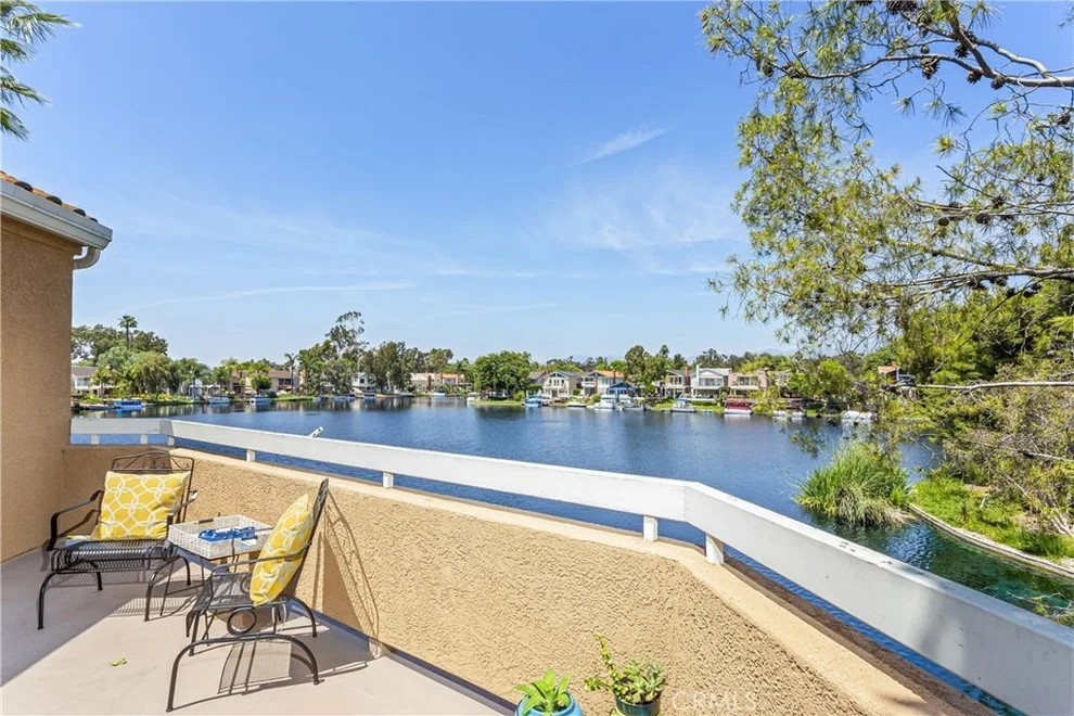 Unit for sale at 22874 Sailwind Way, Lake Forest, CA 92630