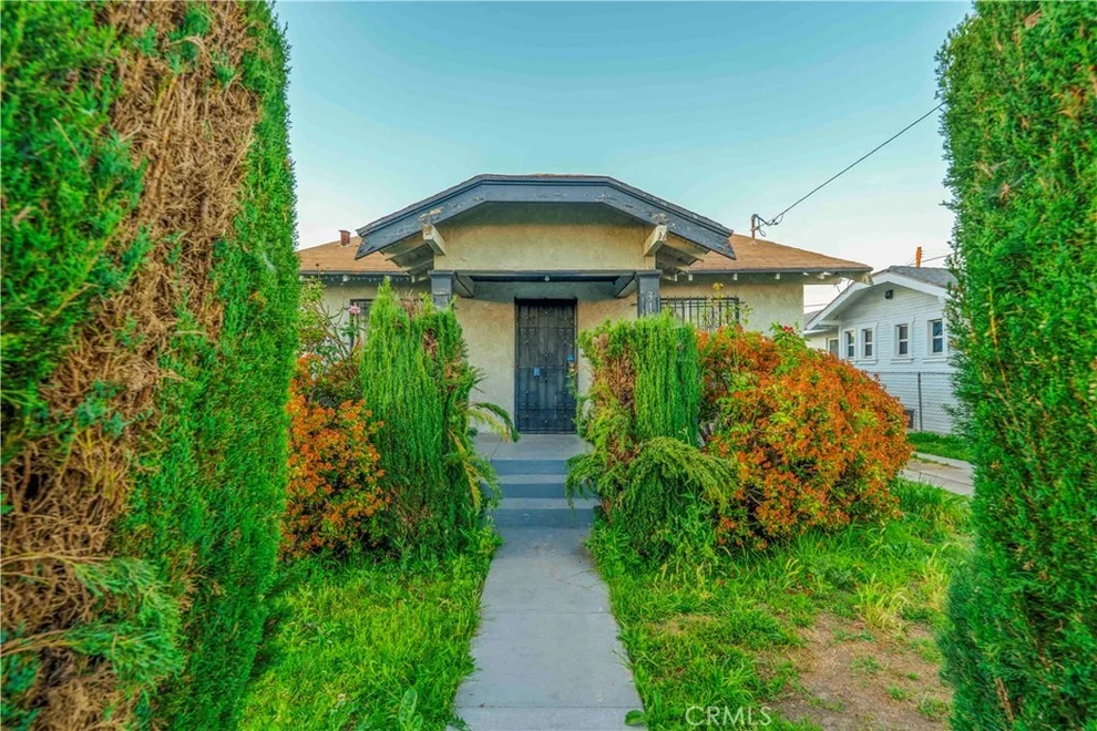 Unit for sale at 315 W Cedar, Compton, CA 90220