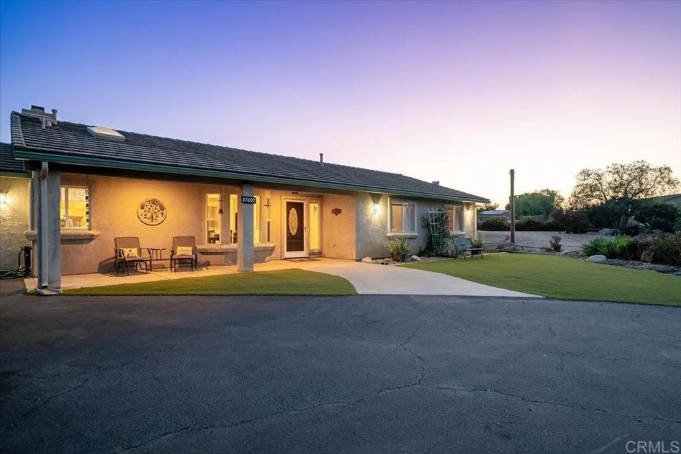 Unit for sale at 27697 Sunset Vista Lane, Valley Center, CA 92082