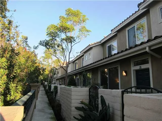 Unit for sale at 4118 Via Candidiz, San Diego, CA 92130