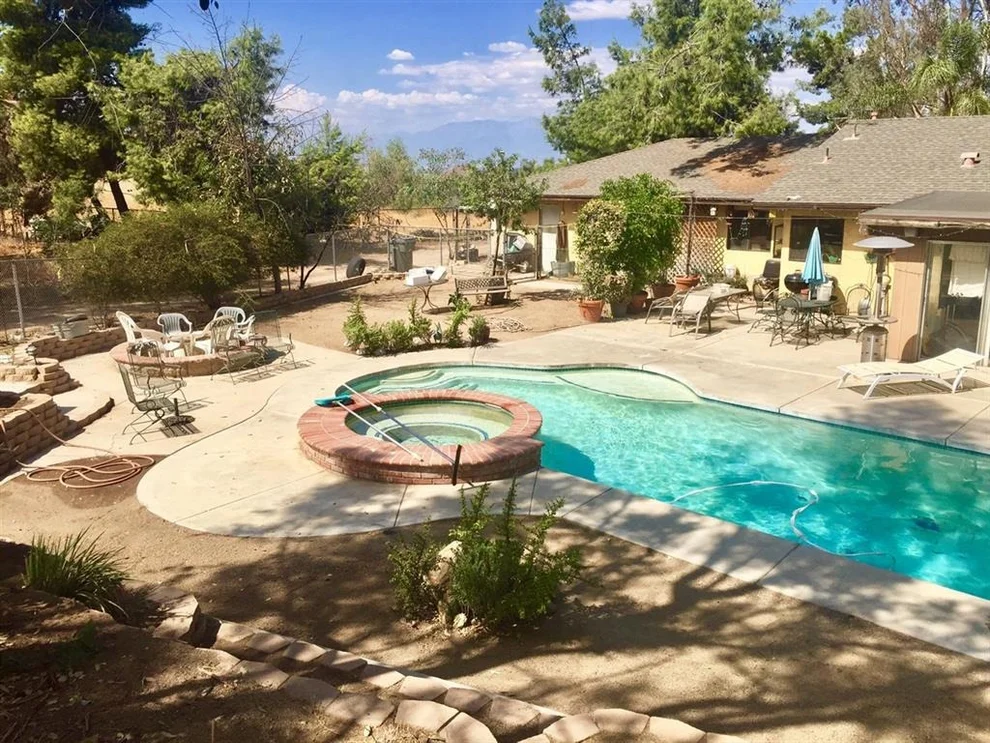 Unit for sale at 20705 Onaknoll Drive, Perris, CA 92570