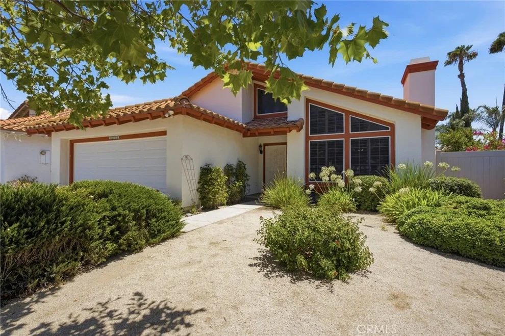 Unit for sale at 40050 Calle Yorba Vista, Murrieta, CA 92562