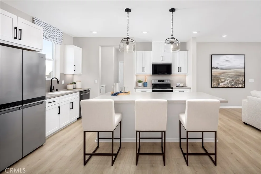 Unit for sale at 30668 Paul Lane, Winchester, CA 92596
