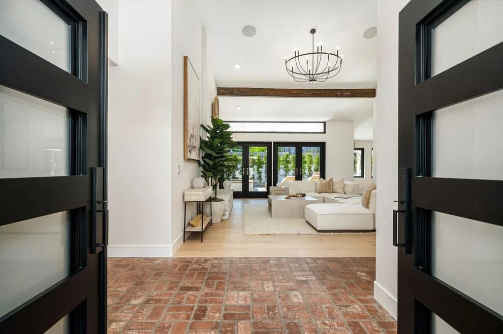 Unit for sale at 48721 San Vicente Street, La Quinta, CA 92253
