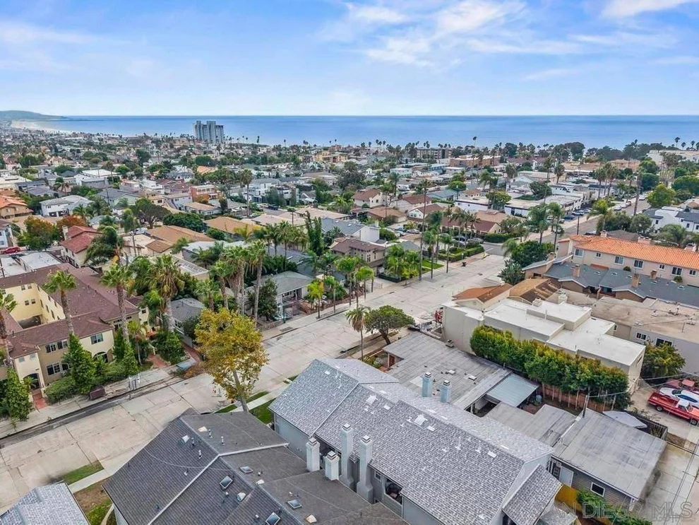 Unit for sale at 974 Sapphire Street, San Diego, CA 92109