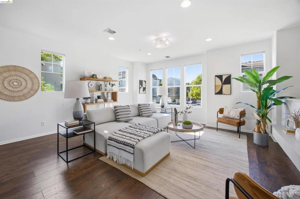Unit for sale at 1502 Nevin Plz, Richmond, CA 94801