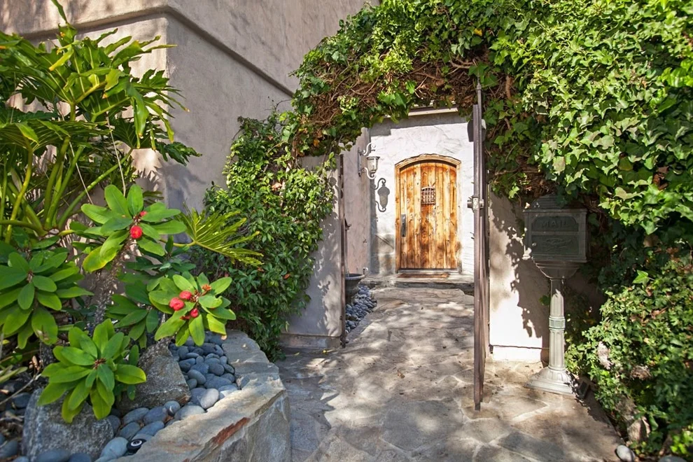 Unit for sale at 1605 San Luis Rey Ave, Coronado, CA 92118