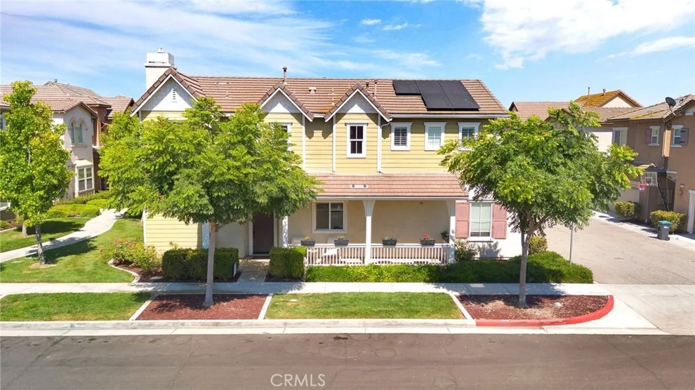 Unit for sale at 15971 Moonflower, Chino, CA 91708