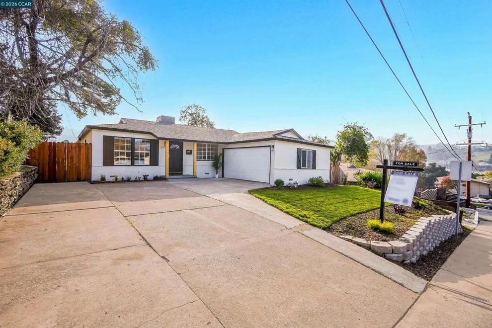 Unit for sale at 2412 Alamo St, Pinole, CA 94564