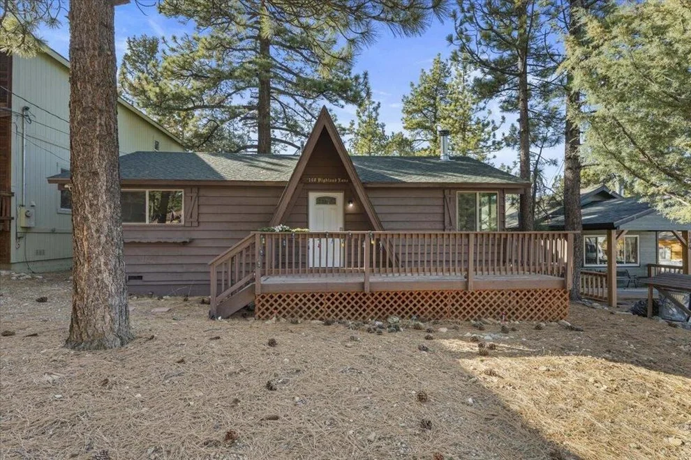 Unit for sale at 140 Highland Lane, Sugarloaf, CA 92386