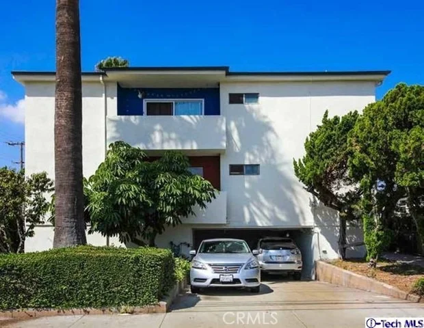 Unit for sale at 1025 E Lomita Avenue, Glendale, CA 91205