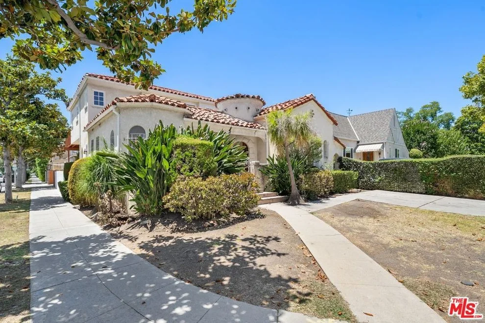 Unit for sale at 227 S Stanley Drive, Beverly Hills, CA 90211