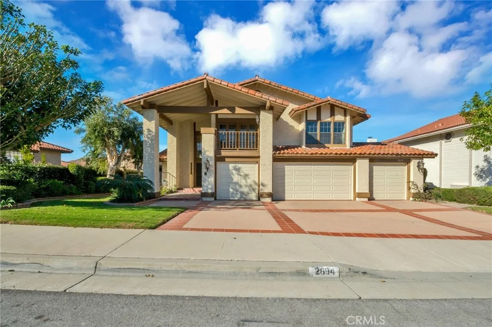 Unit for sale at 2694 N Vista Knoll Road, Orange, CA 92867
