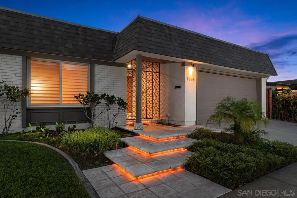 Unit for sale at 3063 Hunrichs Way, San Diego, CA 92117