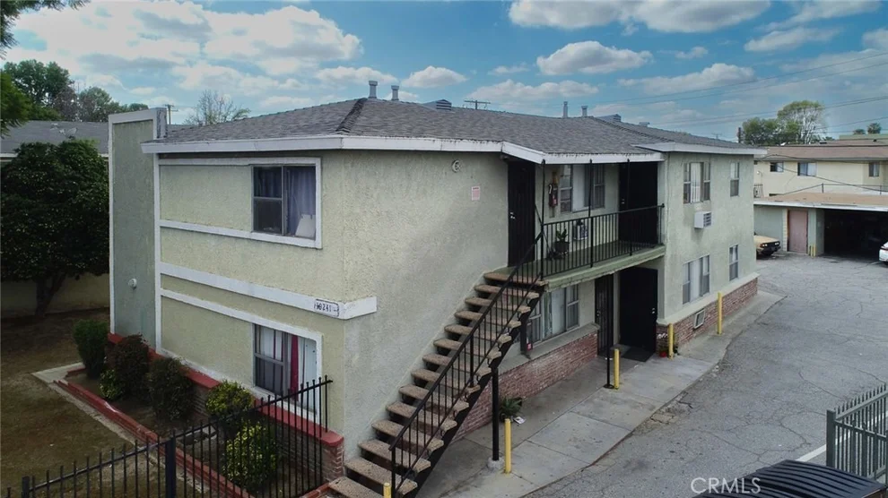 Unit for sale at 10241 Ruoff Avenue, Whittier, CA 90604