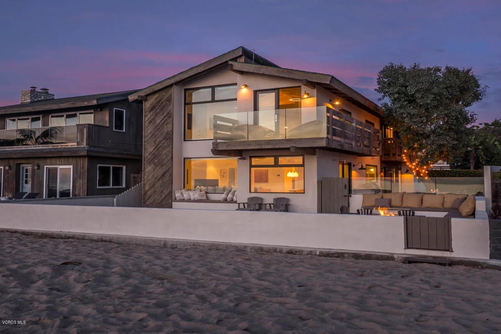 Unit for sale at 998 Sharon Lane, Ventura, CA 93001