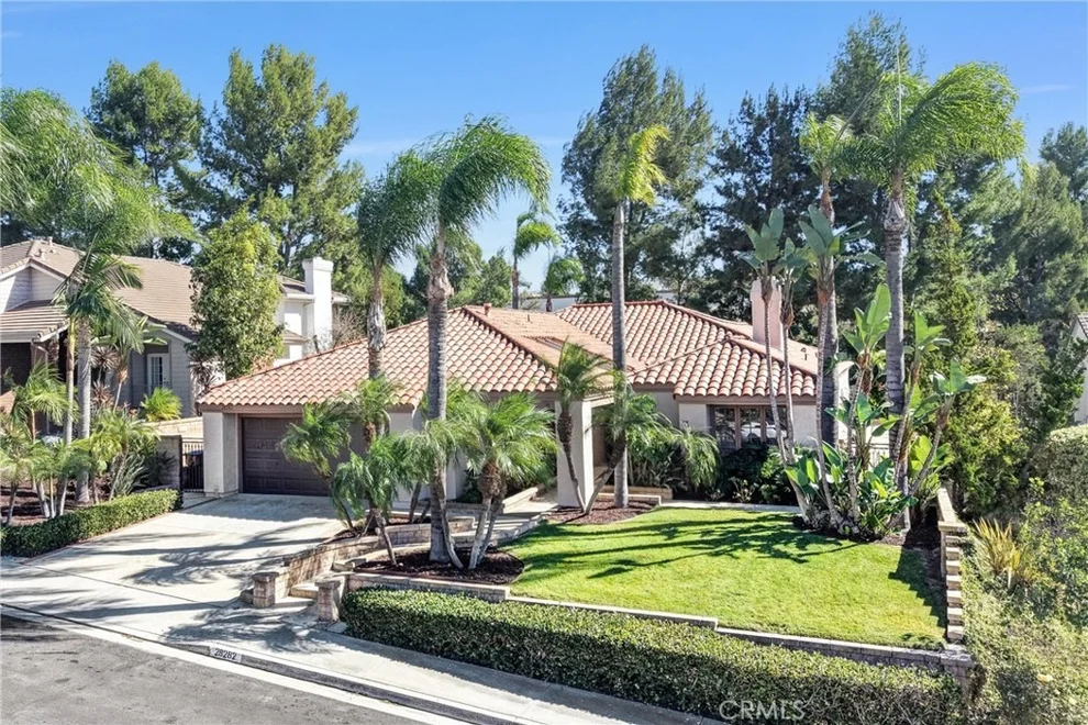 Unit for sale at 28282 La Caleta, Mission Viejo, CA 92692