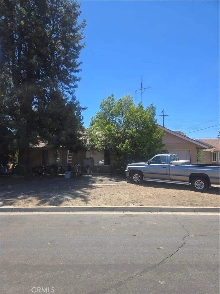 Unit for sale at 40875 Lois Court, Hemet, CA 92544