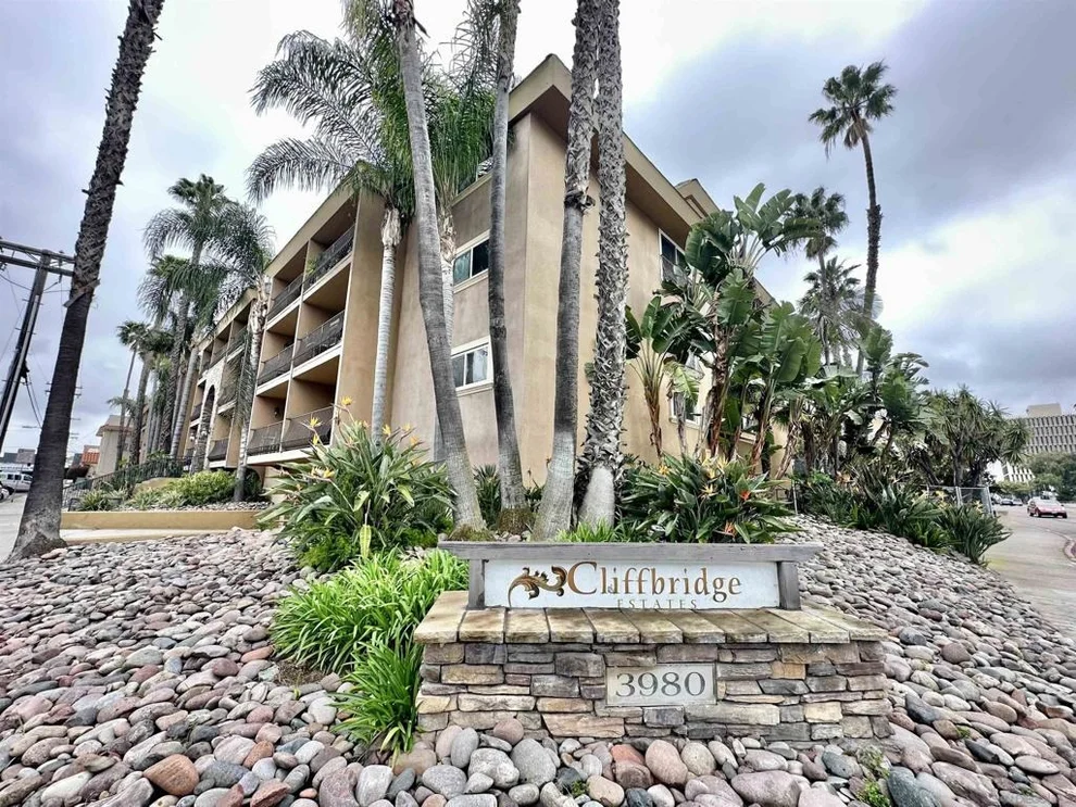 Unit for sale at 3980 8Th, San Diego, CA 92103