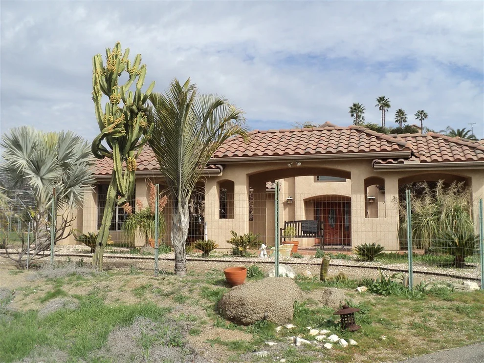 Unit for sale at 15011 Oak Creek Rd., El Cajon, CA 92021
