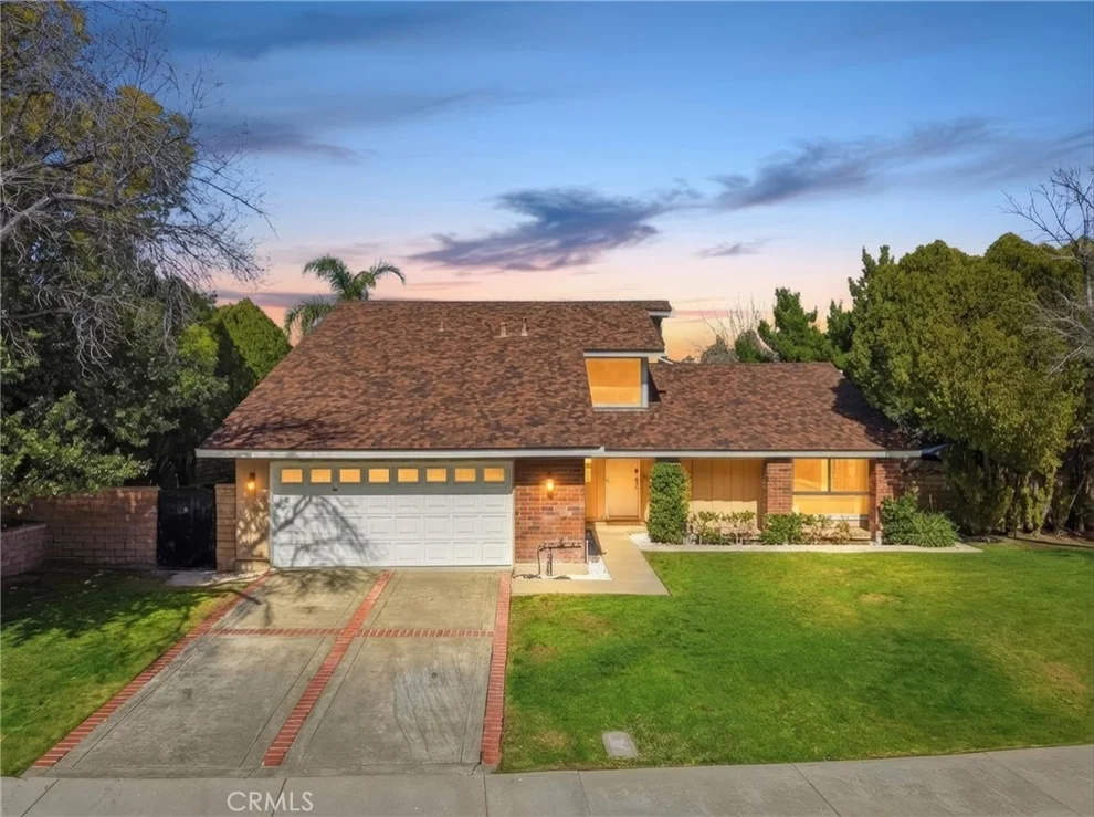 Unit for sale at 23943 Via Flamenco, Valencia, CA 91355