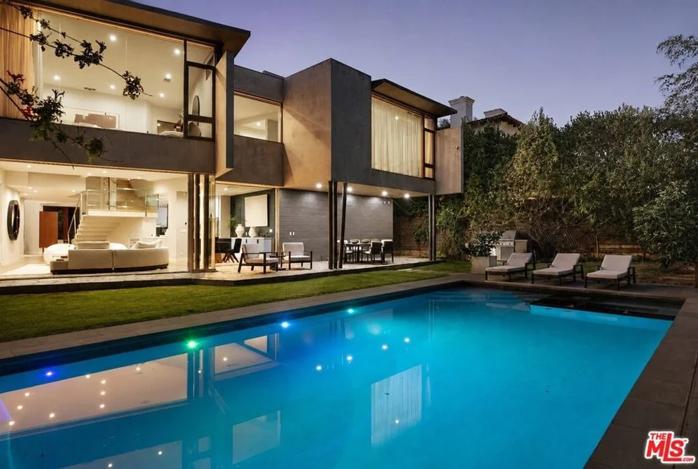 Unit for sale at 212 S Saltair Avenue, Los Angeles, CA 90049