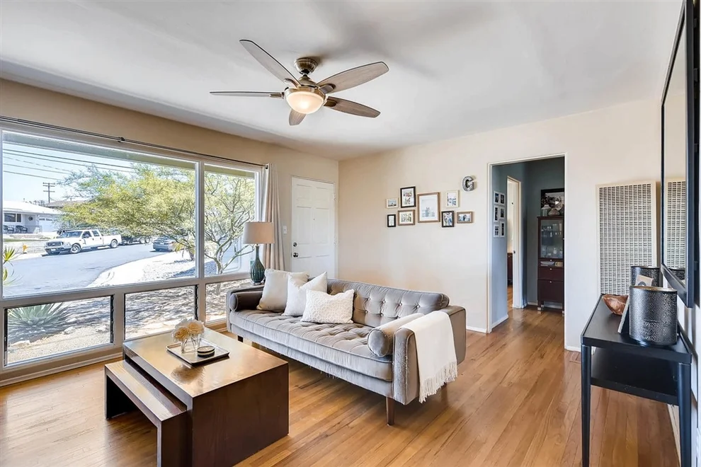 Unit for sale at 5284 Bocaw, San Diego, CA 92115