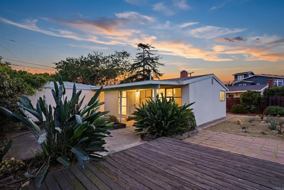 Unit for sale at 2689 Cowley Way, San Diego, CA 92110