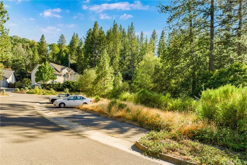 Unit for sale at 961 Estey, Placerville, CA 95667