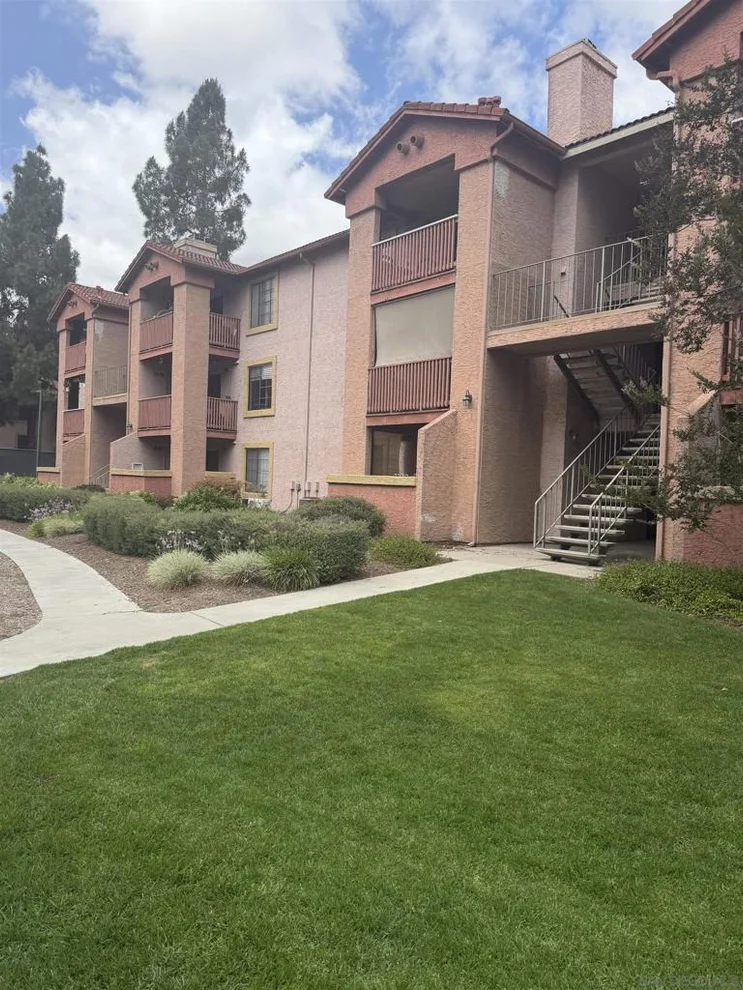 Unit for sale at 12067 Alta Carmel Ct, San Diego, CA 92128