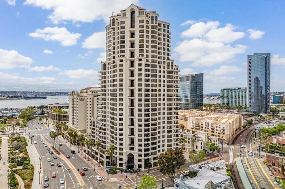 Unit for sale at 700 W Harbor Dr., San Diego, CA 92101