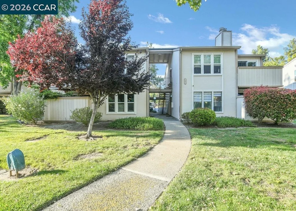 Unit for sale at 375 Camelback Rd, Pleasant Hill, CA 94523