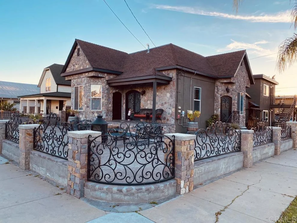 Unit for sale at 706 D Avenue, National City, CA 91950