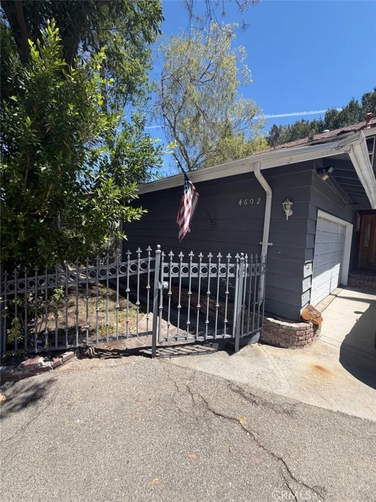 Unit for sale at 4602 Hurford Terrace, Los Angeles, CA 91436
