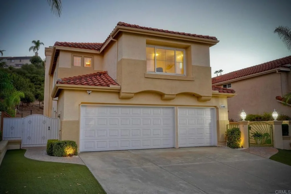 Unit for sale at 11707 Aspen View, San Diego, CA 92128