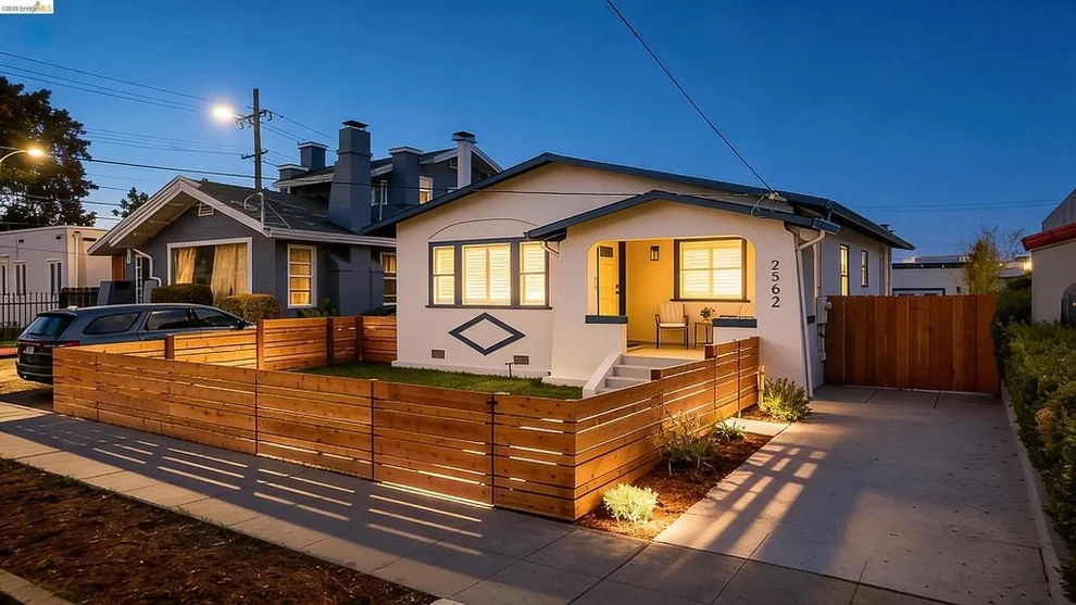 Unit for sale at 2562 67th Ave, Oakland, CA 94605-2332