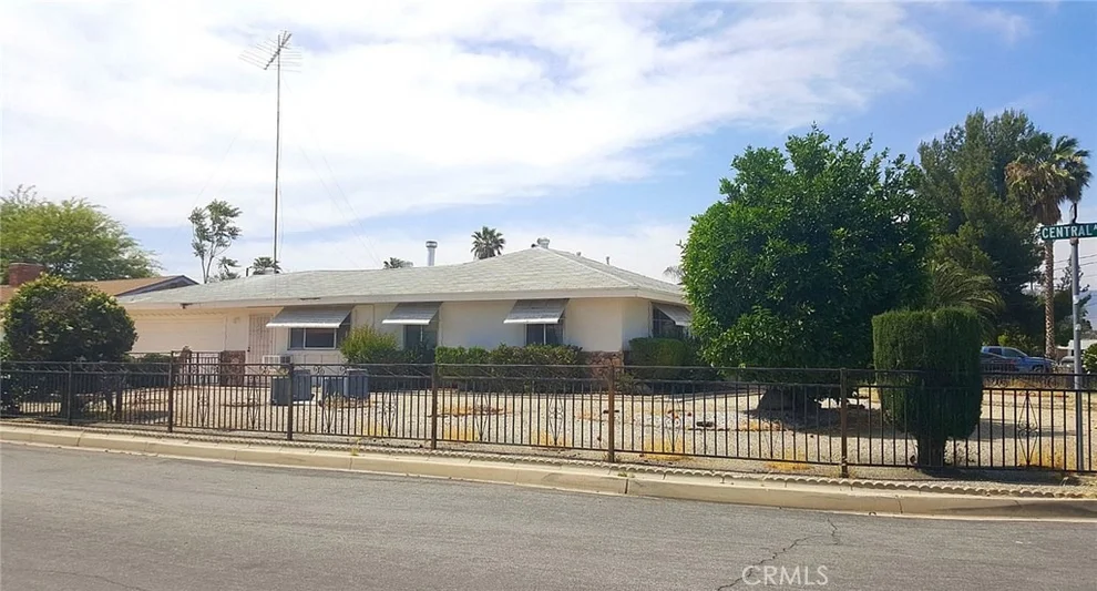 Unit for sale at 26091 Burdett Place, Hemet, CA 92544