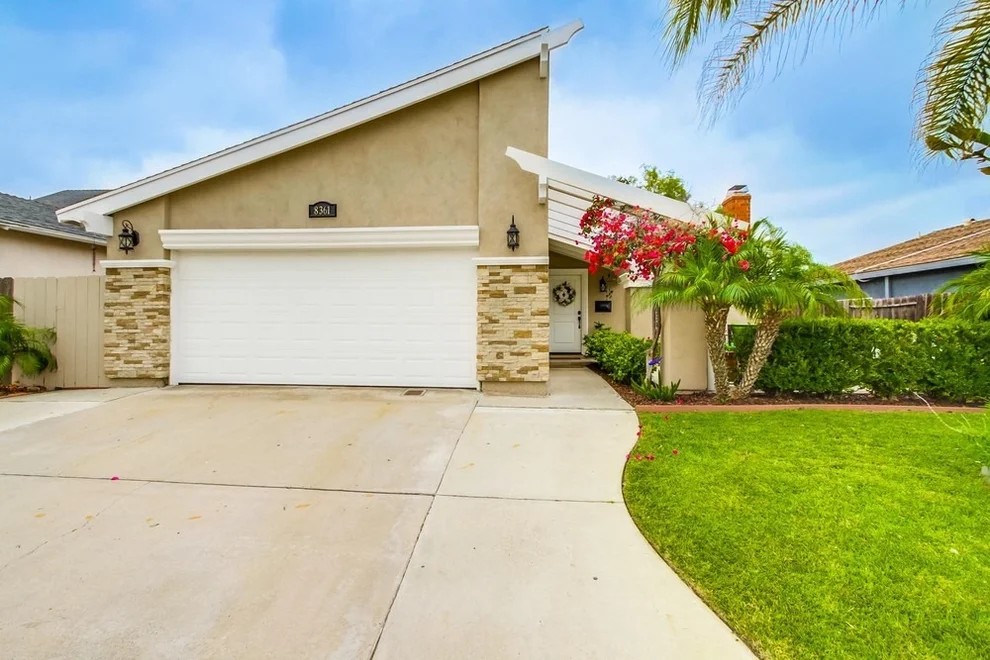 Unit for sale at 8361 Calle Morelos, San Diego, CA 92126