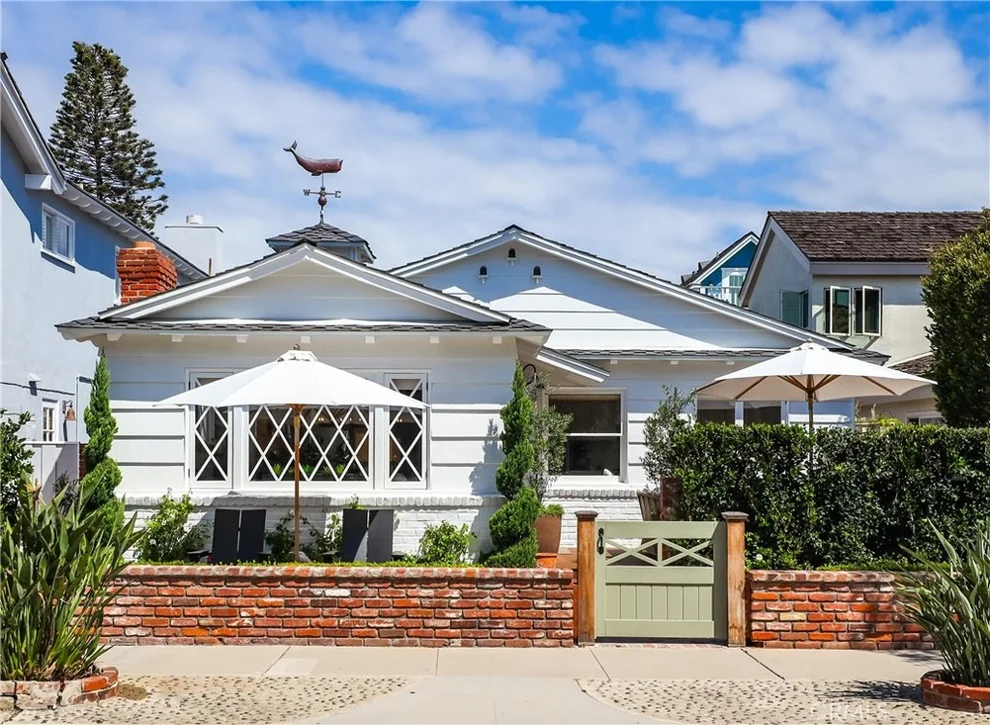 Unit for sale at 2004 E Ocean Boulevard, Newport Beach, CA 92661