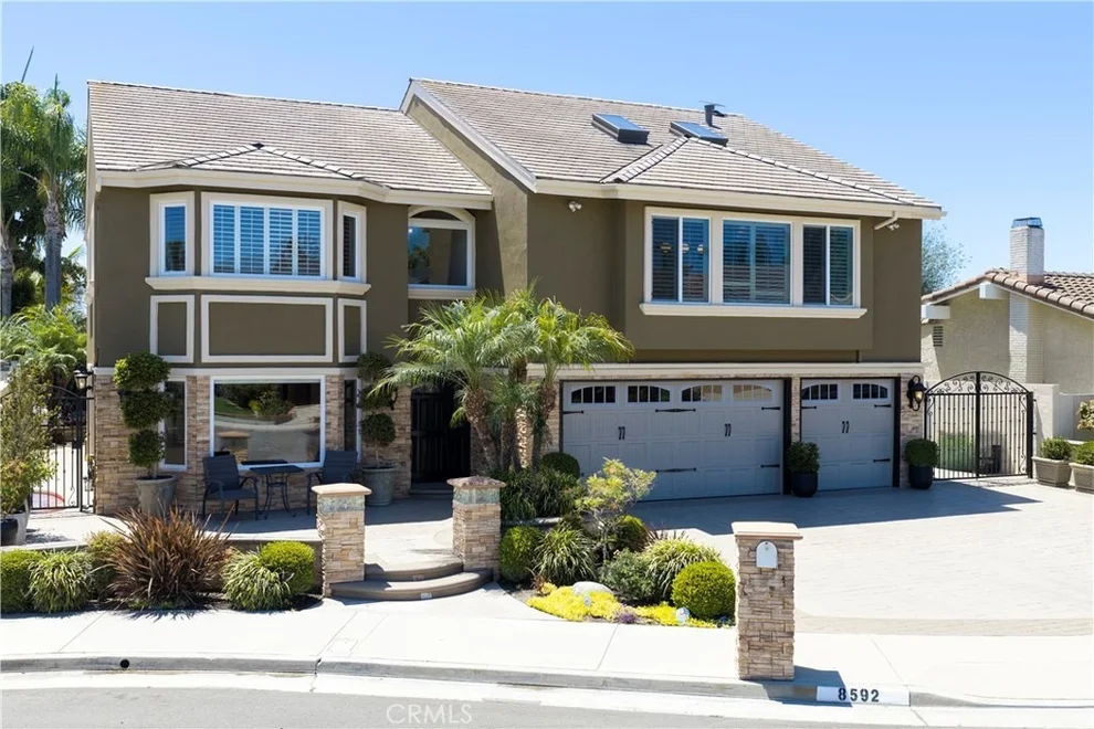 Unit for sale at 8592 Whitesails, Huntington Beach, CA 92646