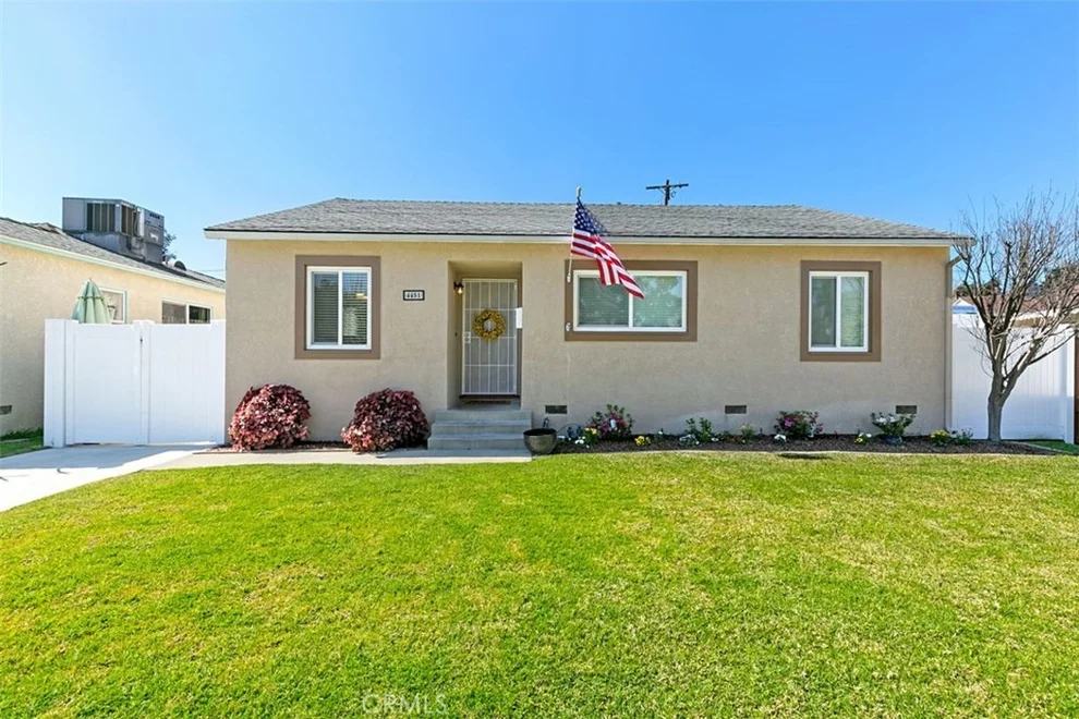 Unit for sale at 4451 Johanna Avenue, Lakewood, CA 90713