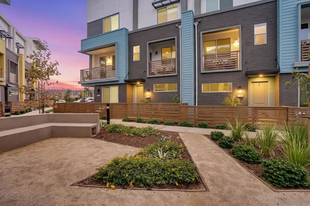 Unit for sale at 261 Gateway Ct, El Cajon, CA 92020