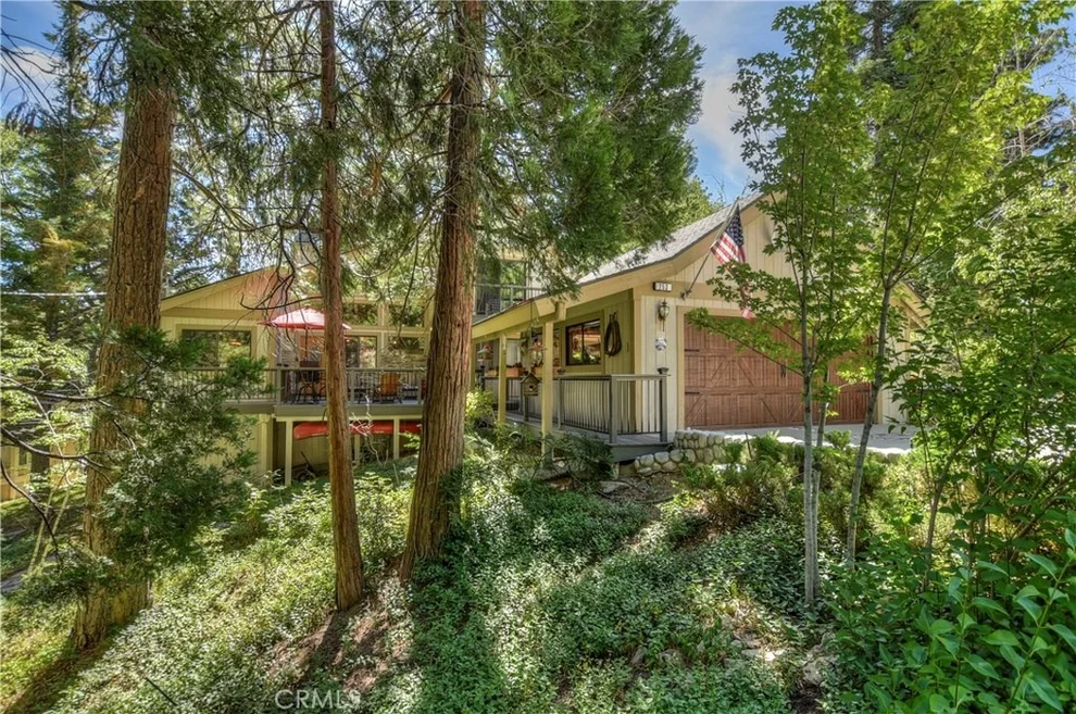 Unit for sale at 253 Eldorado Drive, Lake Arrowhead, CA 92352