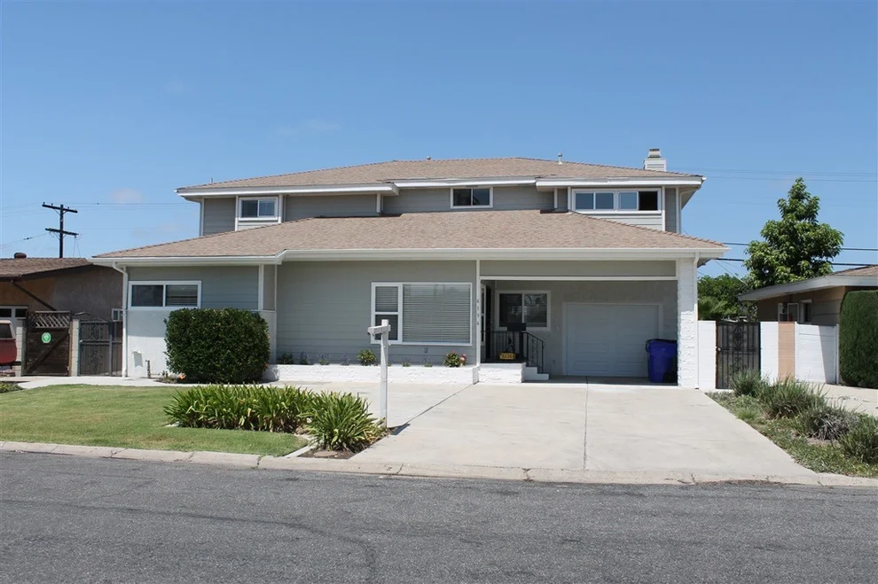 Unit for sale at 6136 Lorca, San Diego, CA 92115