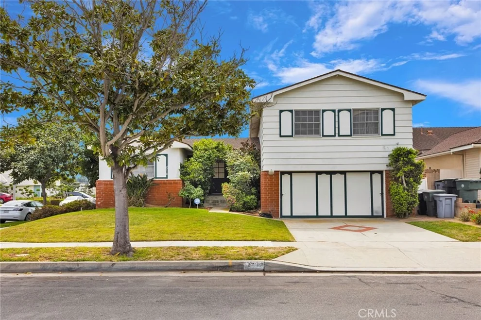 Unit for sale at 4718 White Court, Torrance, CA 90503