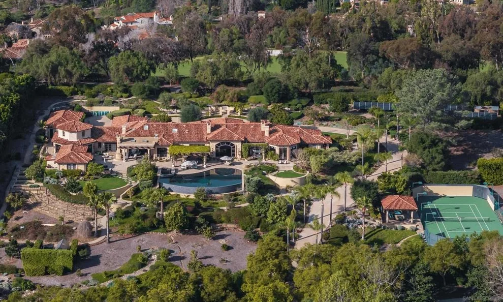 Unit for sale at 6565 Calle Reina, Rancho Santa Fe, CA 92067